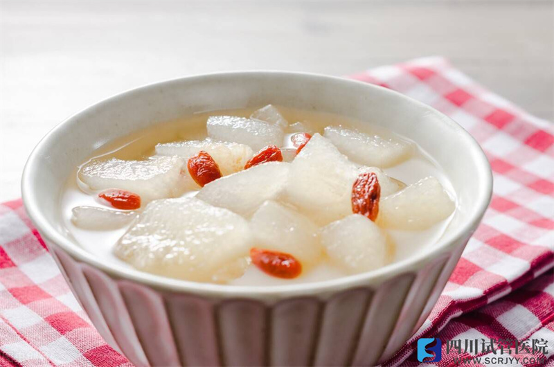 秋天，養(yǎng)肺就是養(yǎng)命，建議多吃5樣，都是肺臟最愛，家人少生病(圖1)